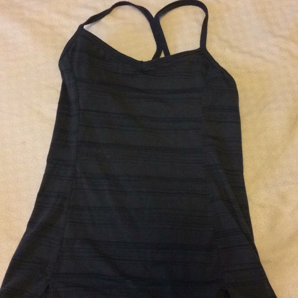 Black Athleta tank with built in bra